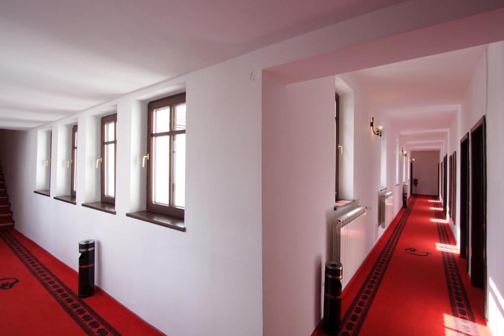 Hotel Castel Dracula Piatra Fantanele Bagian luar foto