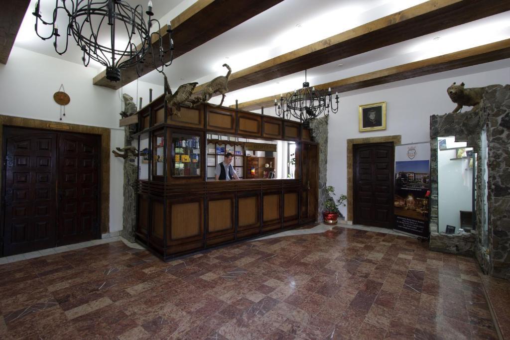 Hotel Castel Dracula Piatra Fantanele Bagian luar foto