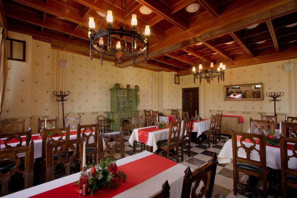 Hotel Castel Dracula Piatra Fantanele Bagian luar foto